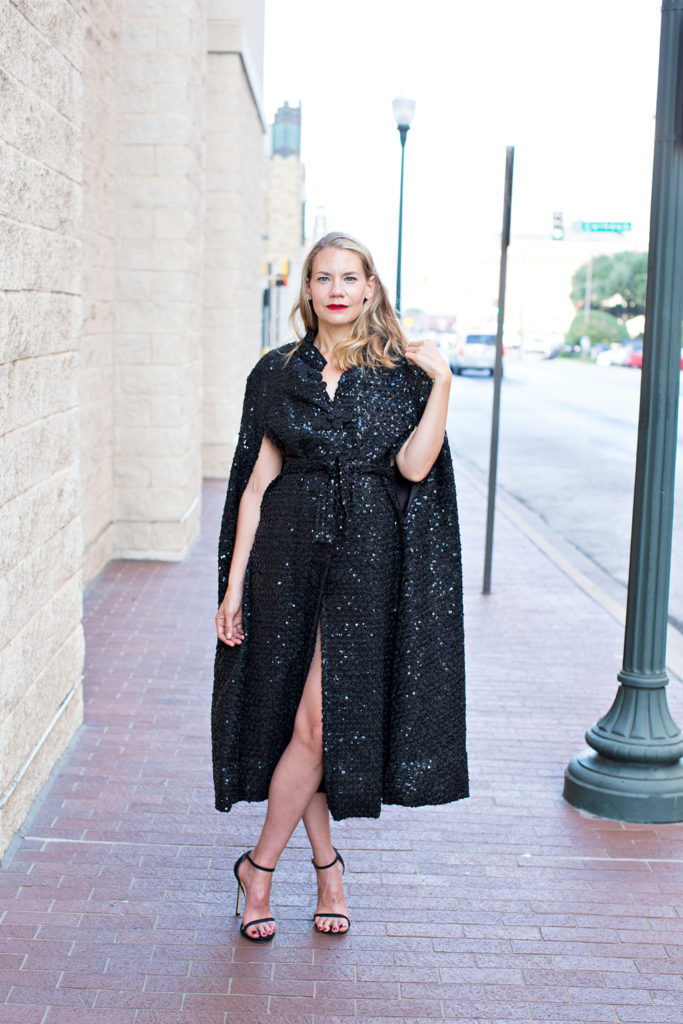 Cape, Saks, Ca, TX, Ft Worth, InvestmentPiece, blogger, high fashion, Stuart Weitzman