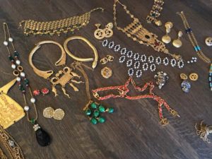 Investment Piece, fashion, blogger, vintage, belts, high fashion, necklaces, CA, TX